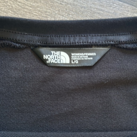 Northface cropped crew like new - Picture 6 of 10